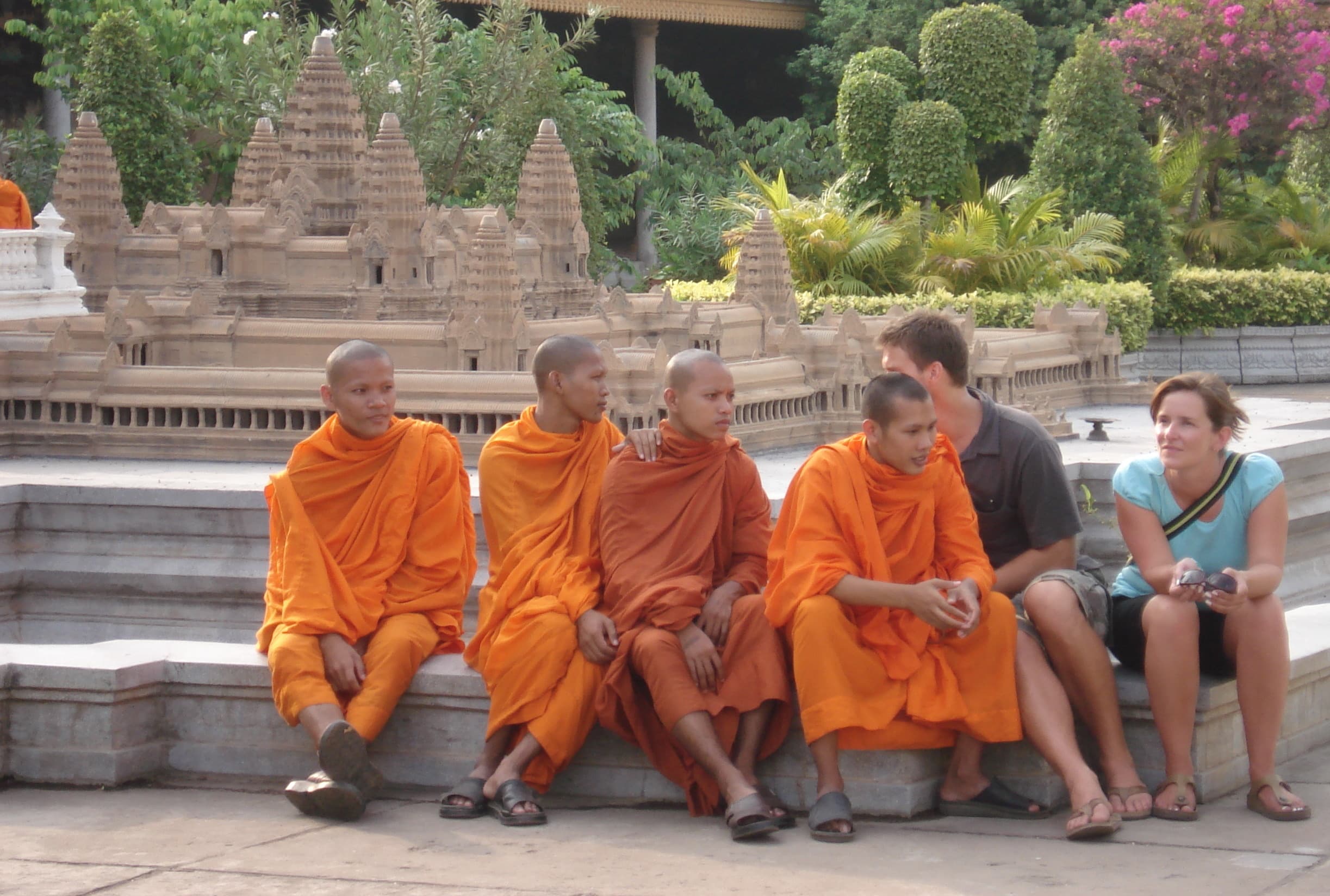 Hanging with the locals in phnom penh, cambodia