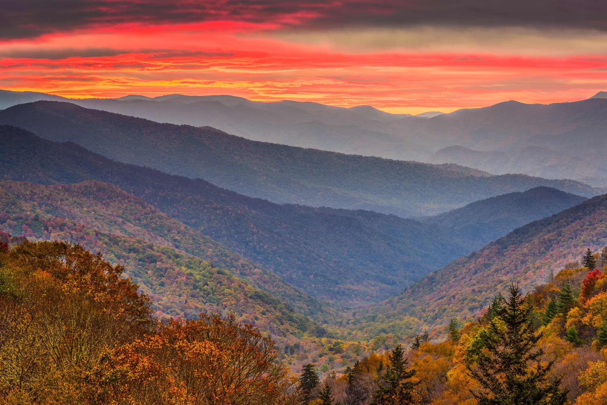 A view of the Great Smoky Mountains with autumn colors